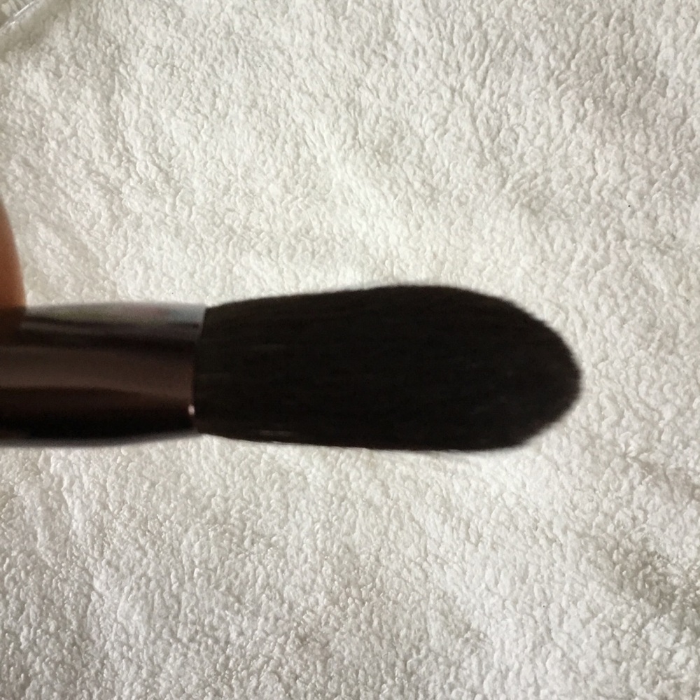 Shiseido Black Handle with Rose Metallic Ferrule Face Brush - Picture 12 of 16